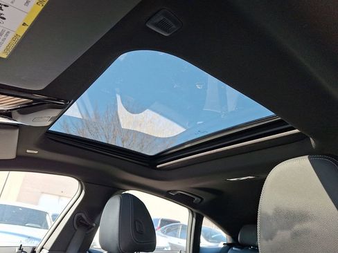 Used 2023 BMW i4 eDrive40 w/ Premium Package image 14