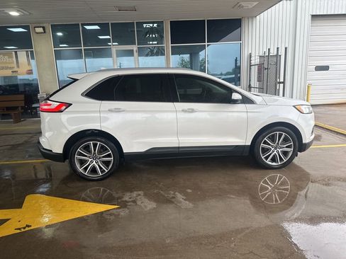 Used 2020 Ford Edge Titanium FWD image 1