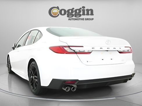 New 2026 Toyota Camry SE image 13