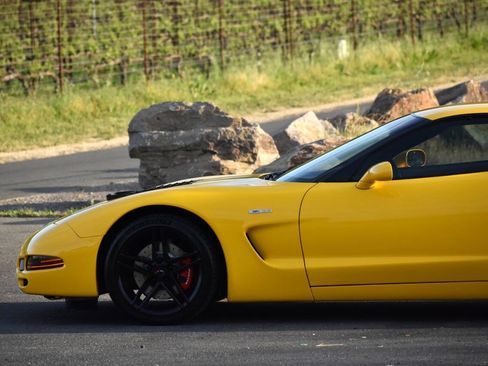 Used 2003 Chevrolet Corvette Z06 w/ Memory Package, 3 Drivers RWD image 20