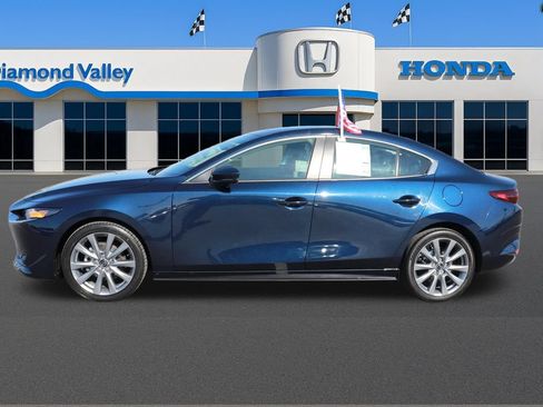 Used 2024 MAZDA MAZDA3 s FWD image 9