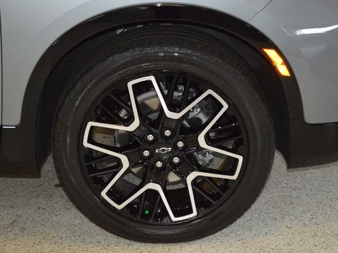 Used 2024 Chevrolet Blazer RS w/ Enhanced Convenience Package AWD/4WD image 9