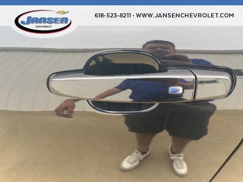 Used 2024 Chevrolet Equinox LT w/ LPO, Floor Liner Package FWD image 8