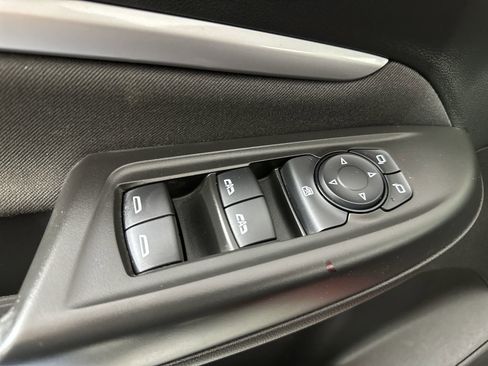 Used 2022 Chevrolet Bolt EUV LT w/ Comfort Package image 60