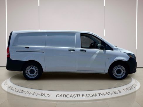 Used 2019 Mercedes-Benz Metris image 6