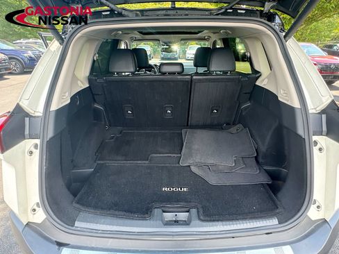 Used 2023 Nissan Rogue SL w/ SL Premium Package AWD/4WD image 33