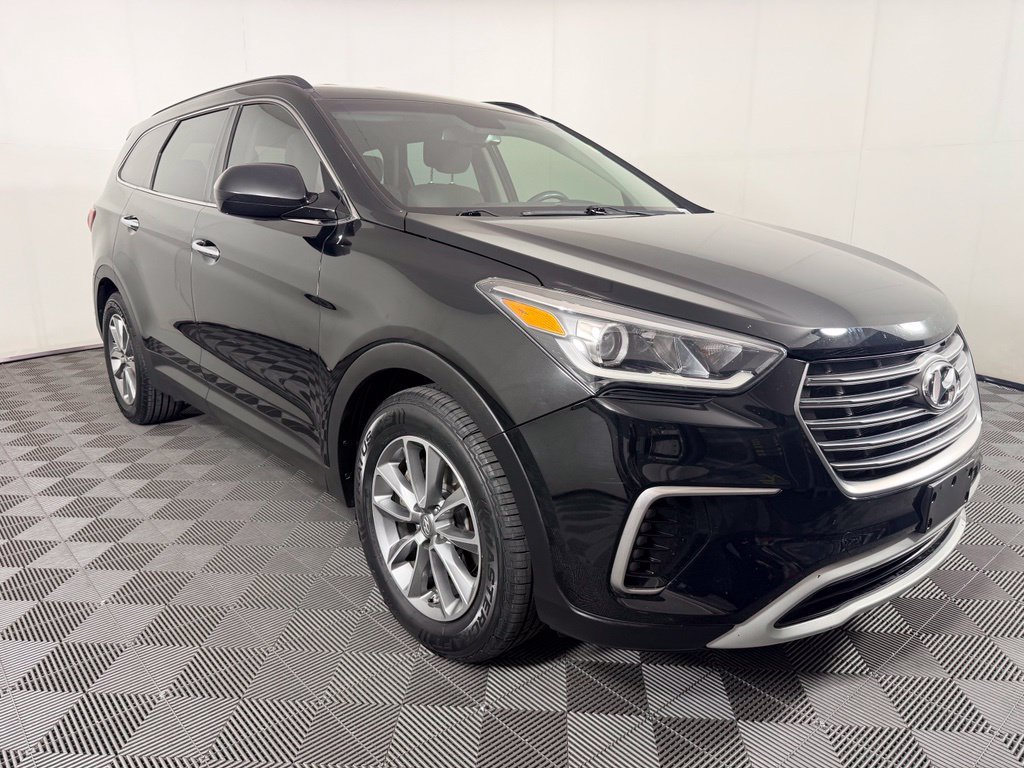 Used 2017 Hyundai Santa Fe SE AWD/4WD image 5