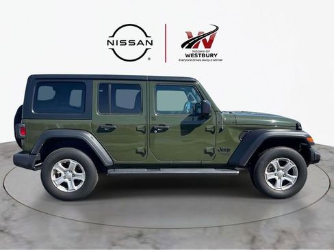 Used 2021 Jeep Wrangler Unlimited Sport AWD/4WD image 5