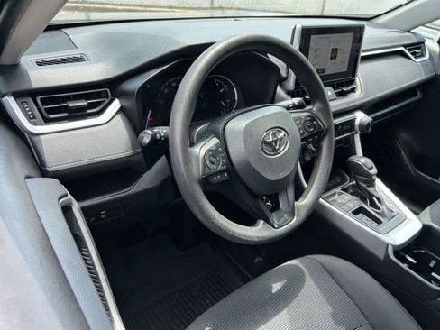 Used 2023 Toyota RAV4 LE FWD image 7