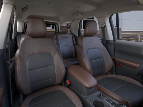 New 2025 Ford Bronco Sport Outer Banks image 33