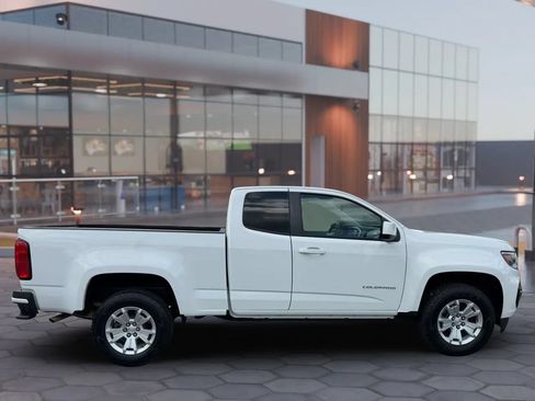 Used 2022 Chevrolet Colorado LT w/ Fleet Safety Package RWD image 4