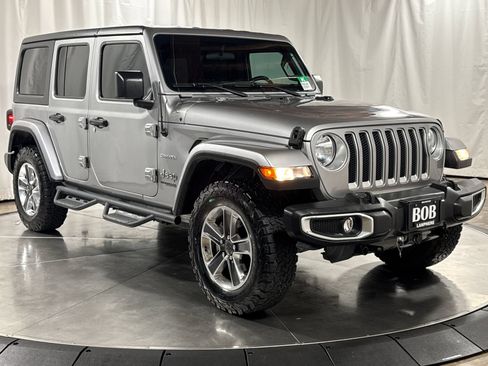 Used 2021 Jeep Wrangler Unlimited Sahara AWD/4WD image 7