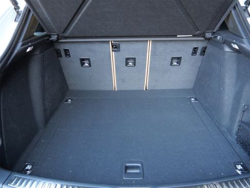 Used 2025 Porsche Macan image 7