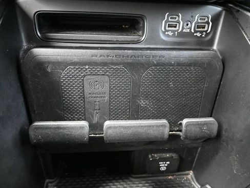 Used 2022 RAM 1500 Limited AWD/4WD image 35