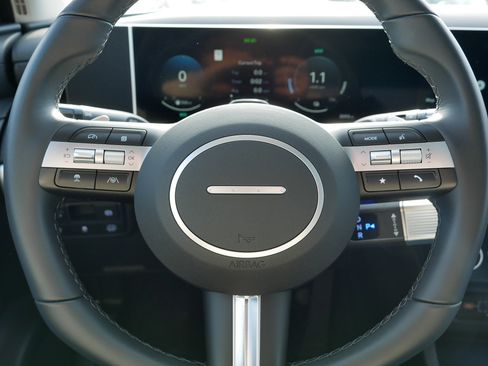 Certified 2025 Hyundai Tucson SEL image 25