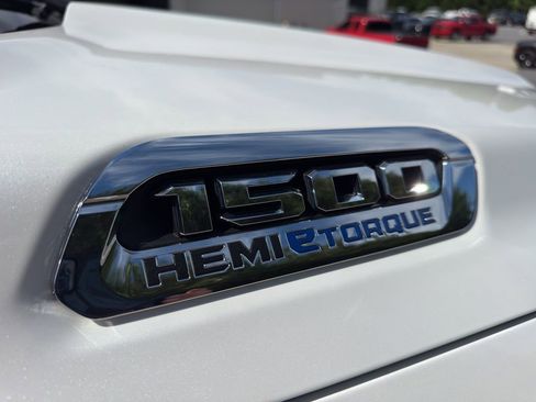 Used 2023 RAM 1500 Limited AWD/4WD image 40