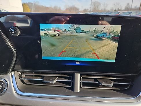 New 2026 Chevrolet Trax LT w/ Driver Confidence Package image 18