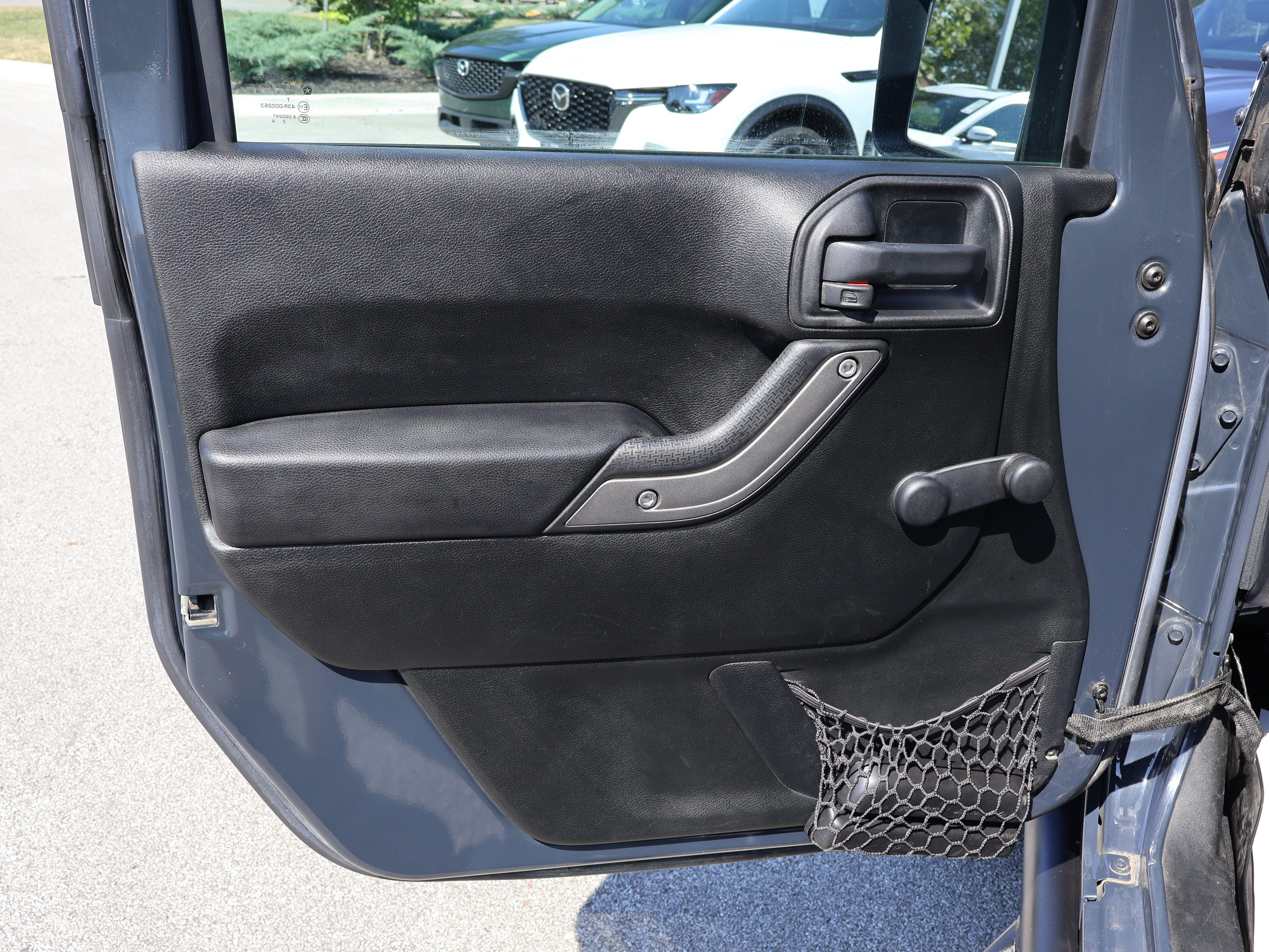 Used 2016 Jeep Wrangler Unlimited Sport AWD/4WD image 32
