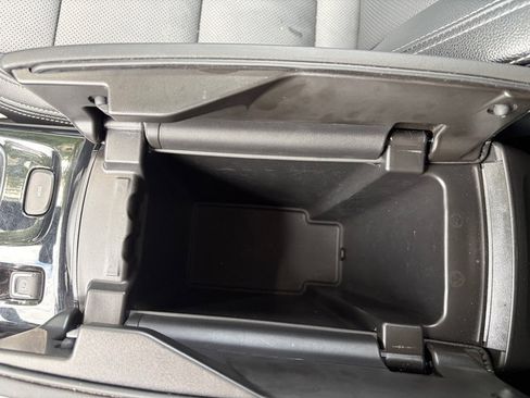 Used 2022 Buick Envision Preferred FWD image 25