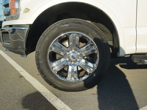 Used 2018 Ford F150 Lariat image 10