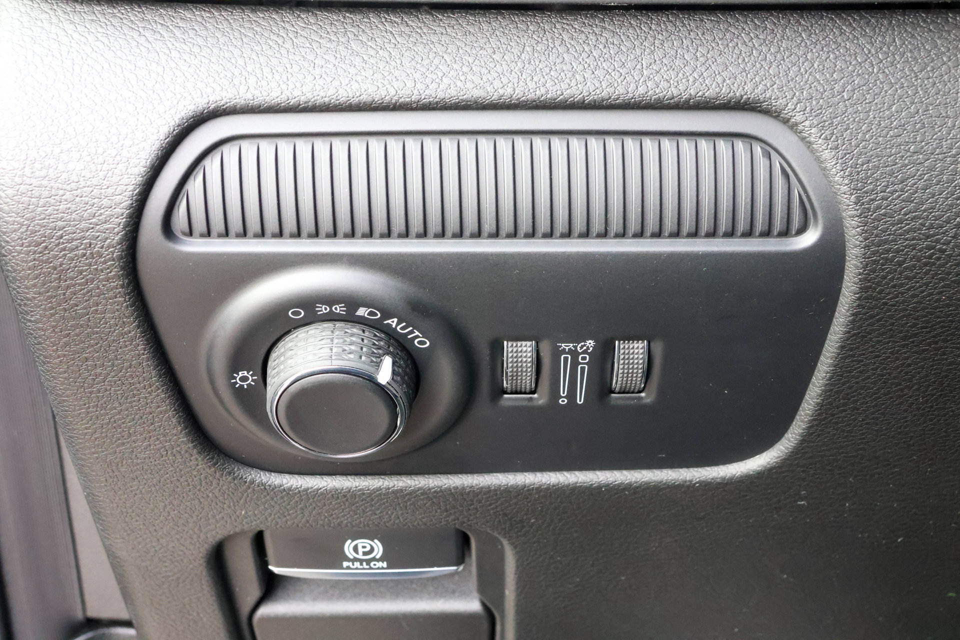 New 2026 Jeep Grand Wagoneer Limited AWD/4WD image 33