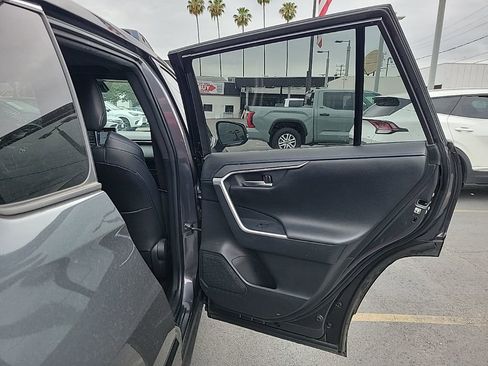 Used 2020 Toyota RAV4 XSE AWD/4WD image 10