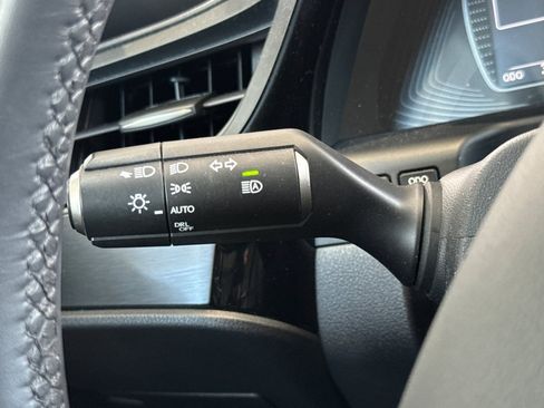 Certified 2023 Lexus ES 350 w/ Accessory Package (Z2) FWD image 31