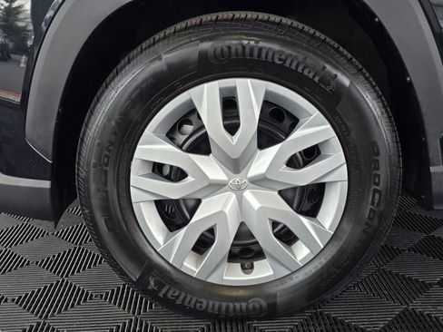 Used 2023 Toyota Corolla Cross L image 10