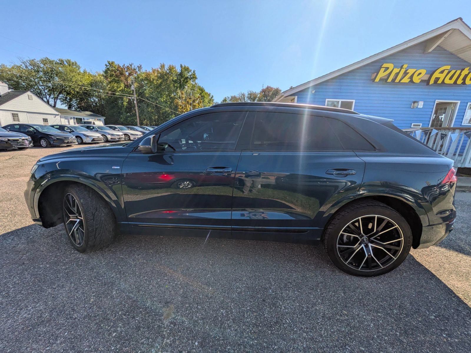 Used 2019 Audi Q8 Premium Plus w/ Premium Plus AWD/4WD image 2