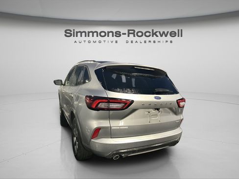 Used 2024 Ford Escape ST-Line image 9
