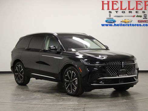 Used 2024 Lincoln Nautilus Reserve w/ Equipment Group 202A AWD/4WD image 1