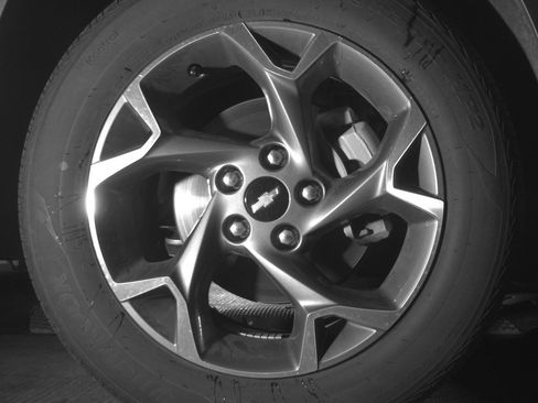 Used 2025 Chevrolet Trax LT w/ LT Convenience Package image 13