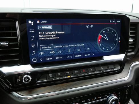 Used 2025 GMC Sierra 3500 SLT w/ SLT Premium Package image 32