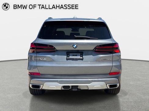 Used 2024 BMW X5 xDrive40i w/ Premium Package AWD/4WD image 6