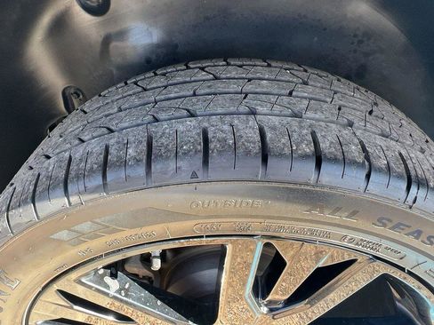 Used 2021 Honda Pilot Special Edition image 7