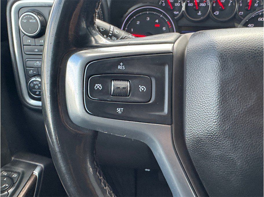 Used 2023 Chevrolet Silverado 2500 LT AWD/4WD image 12