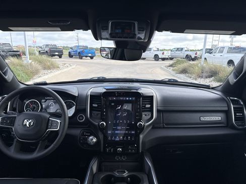 Used 2025 RAM 1500 Laramie w/ Trailer Tow Group AWD/4WD image 20