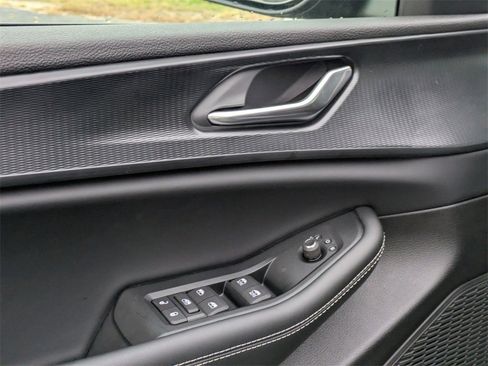 New 2025 Jeep Grand Cherokee L Laredo w/ Luxury Tech Group I image 13