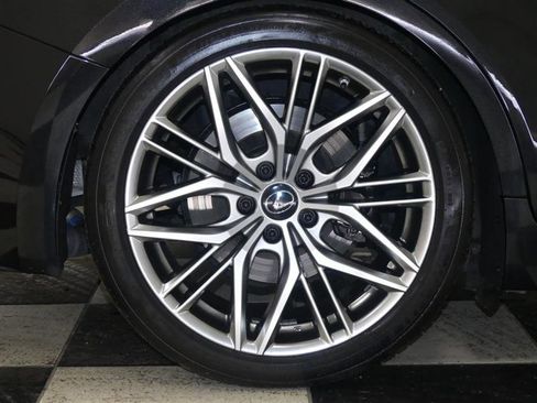 Used 2022 Lexus IS 500 image 39