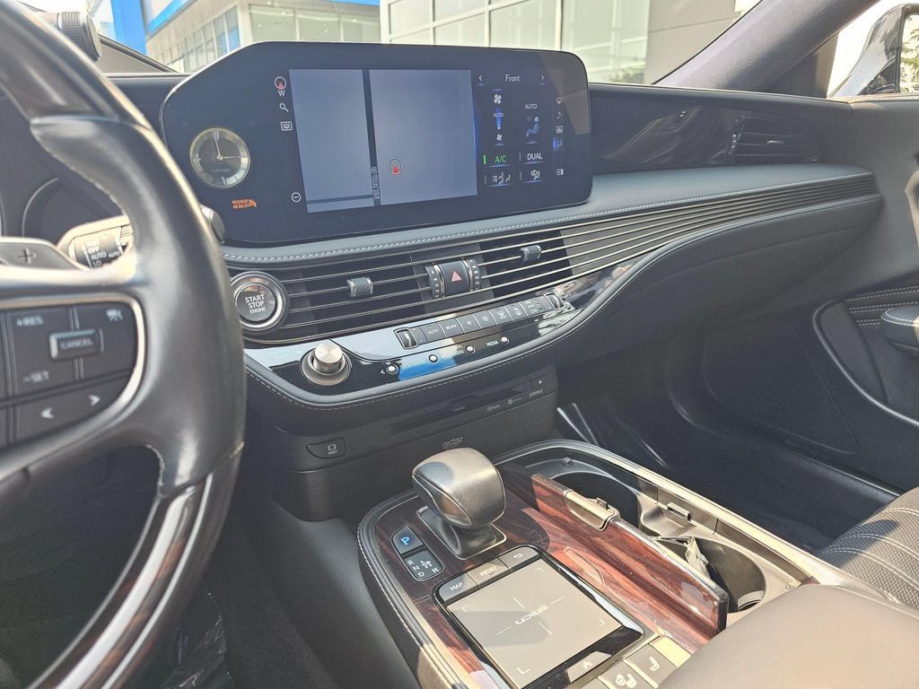 Used 2021 Lexus LS 500 AWD w/ Interior Upgrade Package image 31