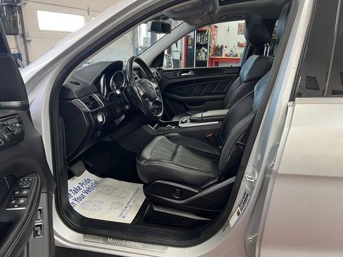 Used 2016 Mercedes-Benz GL 450 4MATIC image 6