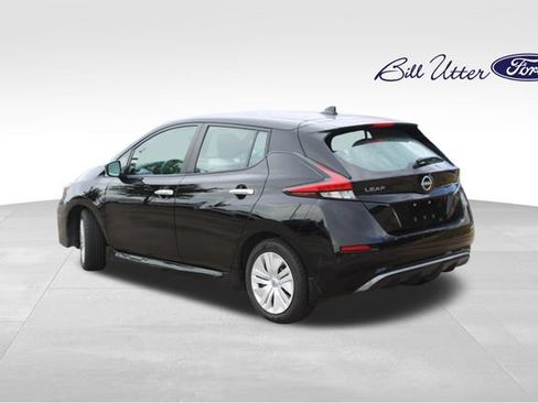 Used 2025 Nissan Leaf S FWD image 7