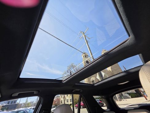 Used 2015 Mercedes-Benz ML 350 2WD image 29