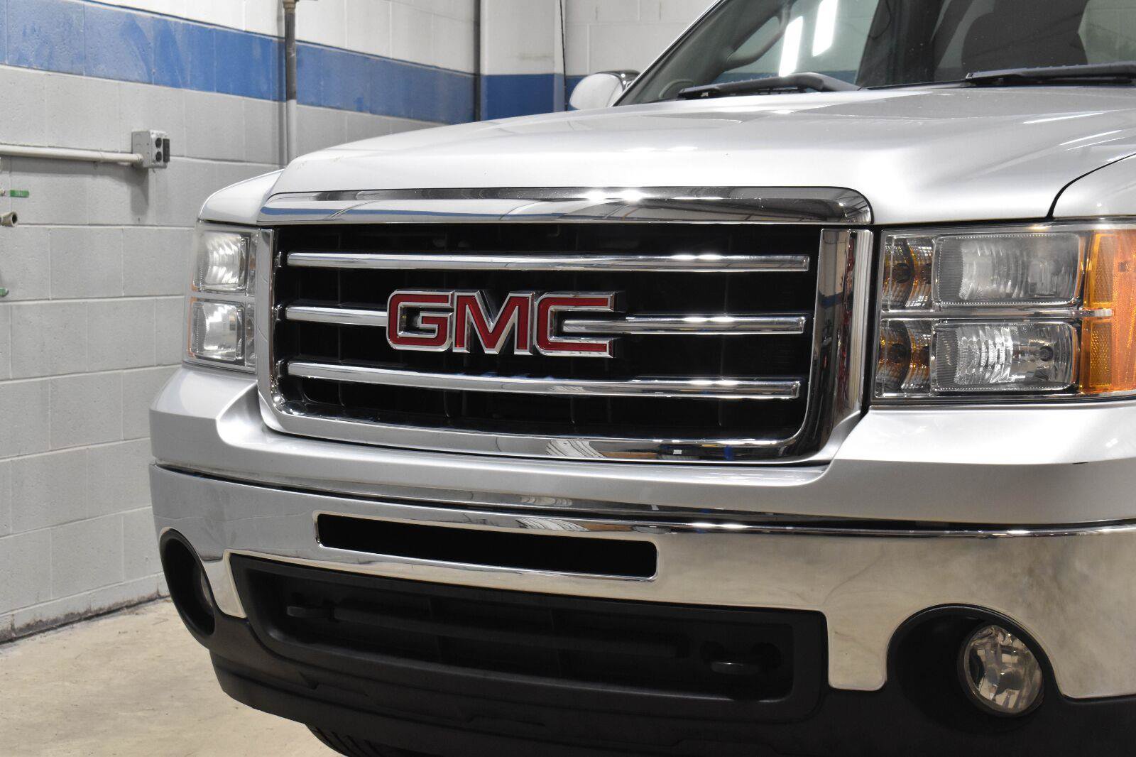 Used 2012 GMC Sierra 1500 SLE AWD/4WD image 23