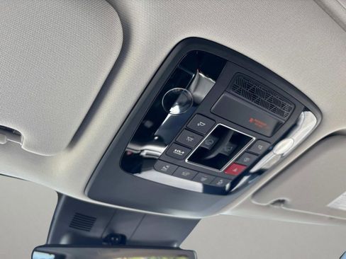 New 2026 Kia Carnival SX w/ SX Dark Edition Package image 32