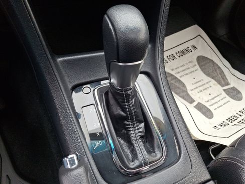 Used 2016 Subaru Impreza 2.0i Sport Limited image 15