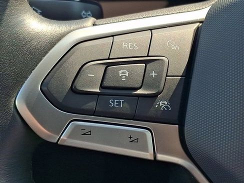 Certified 2026 Volkswagen Jetta SEL FWD image 21
