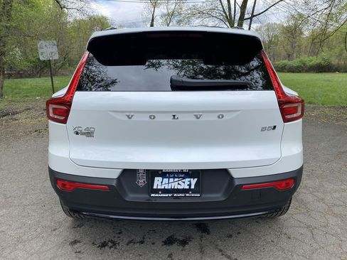 Used 2023 Volvo XC40 B5 Plus w/ Driver Assist Package AWD/4WD image 26