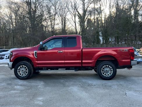 Used 2022 Ford F250 XLT w/ XLT Premium Package image 3