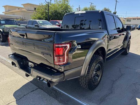 Used 2018 Ford F150 Raptor w/ Equipment Group 802A Luxury image 7